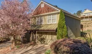 277 Lakeside Drive