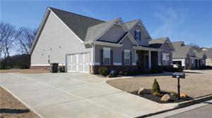 36 Twelve Oaks Drive SE