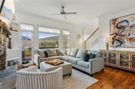 19 Laurel Ridge Lane