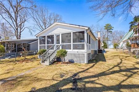 232 ARROW POINT Road