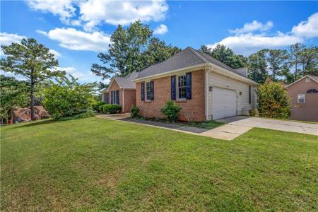 148 Sawgrass Way