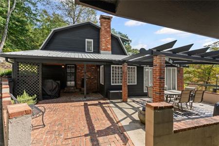 5469 Pine Forest Circle