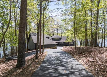 148 Kingfisher Point