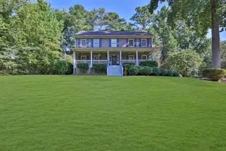 624 Deerwood Lane