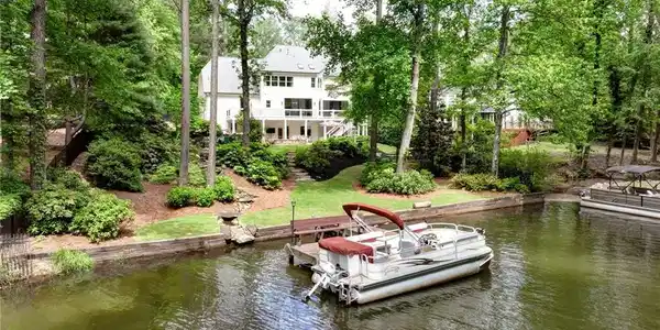 520 Flying Scot Way