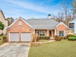 512 Chestnut Walk