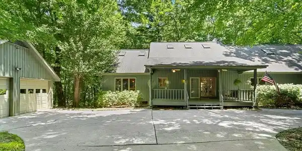 579 Denny Ridge Road