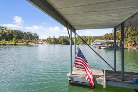 6289 Woodlake Drive