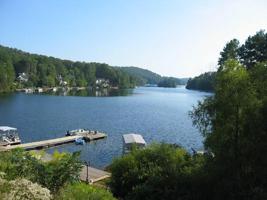 228 Lakeside Drive