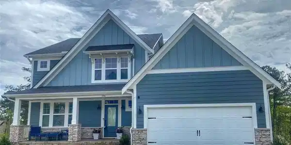 196 Greenbrier Way