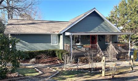 995 Vista Lane