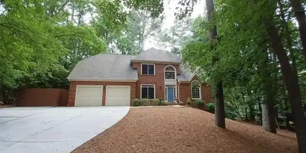 5190 SOUTHLAKE Drive