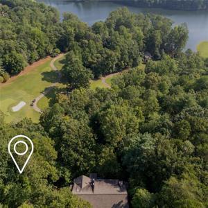 Highland Farms Court