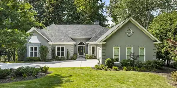105 Staghound Court