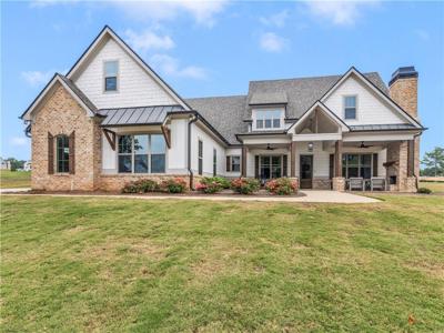 1111 Sunset Drive