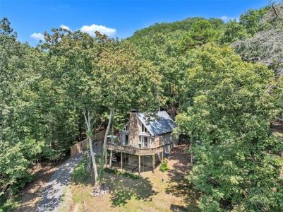 402 Sun Mountain Road