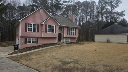 136 Boones Ridge Parkway SE