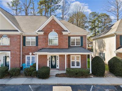 2075 Pine Tree Drive Unit D4