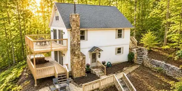 1006 Chestnut Cove Trail