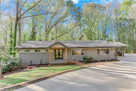 808 Sherwood Road