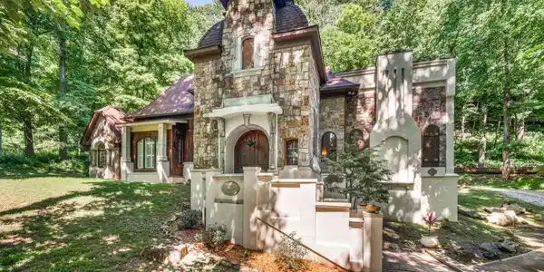 432 Little Pine Mountain Road