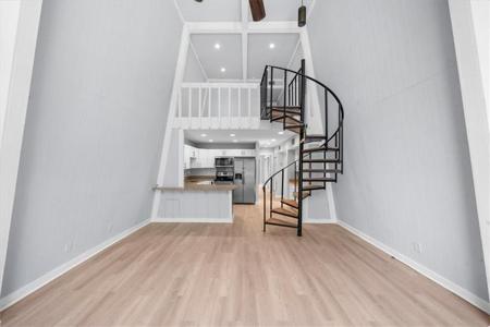 3200 Rim Cove Drive Unit 114