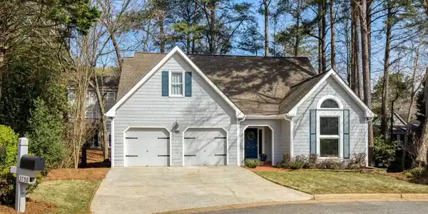 3750 Spinnaker Circle