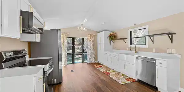 1197 Carpenter Drive
