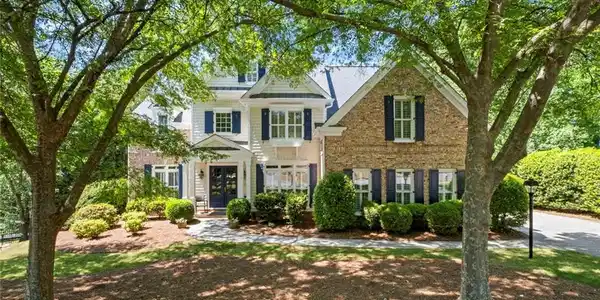 1030 Signal Pointe