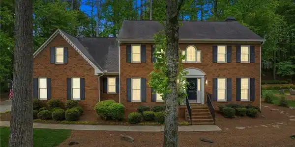 6185 Pin Oak Lane