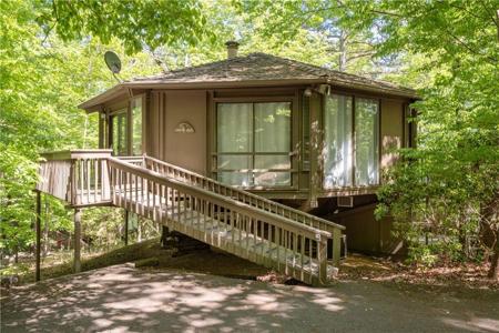 158 Treetop Knoll Drive