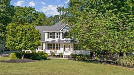 607 Lovinggood Trail