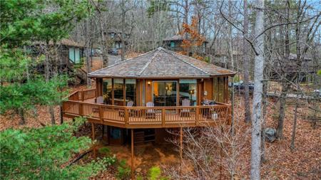 141 Treetop Knoll Drive