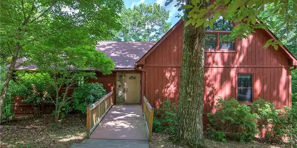 101 Grassy Knob Court