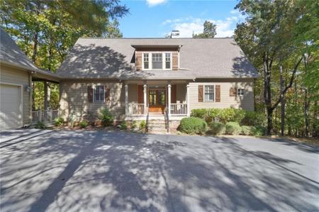 19 Cherokee Drive