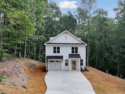 3922 PINE SHORE Circle
