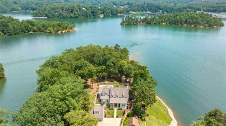 218 Lake Pointe Drive