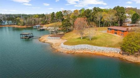 2237 Lake Ranch Court