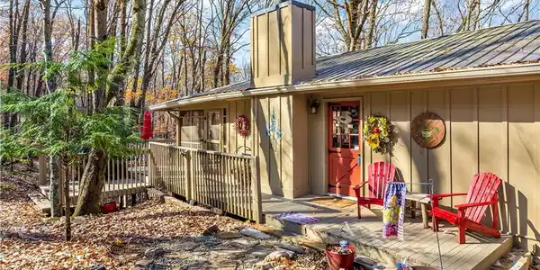 687 Coffey Cove Drive