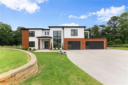 151 South Pointe Drive