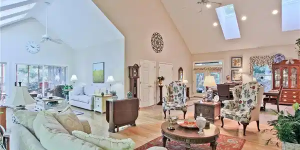 100 Crooked Creek Trace
