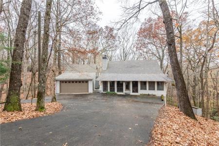 78 Ripple Creek Court