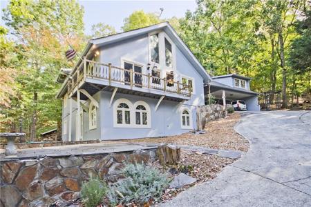 940 Fairway Drive