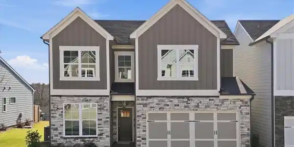 274 Lakeside Place