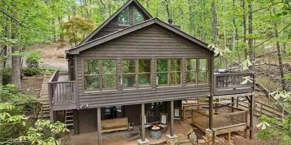 19 Long Swamp Drive