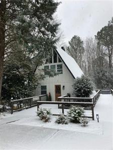 44 Eastview Drive