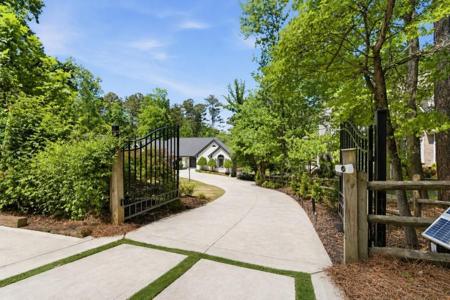 6422 Old Shadburn Ferry Road