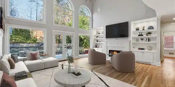 2195 LAKE SHORE Landing