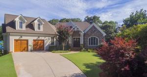 1540 LAKEVIEW Road