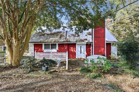 9060 Ruby Lane